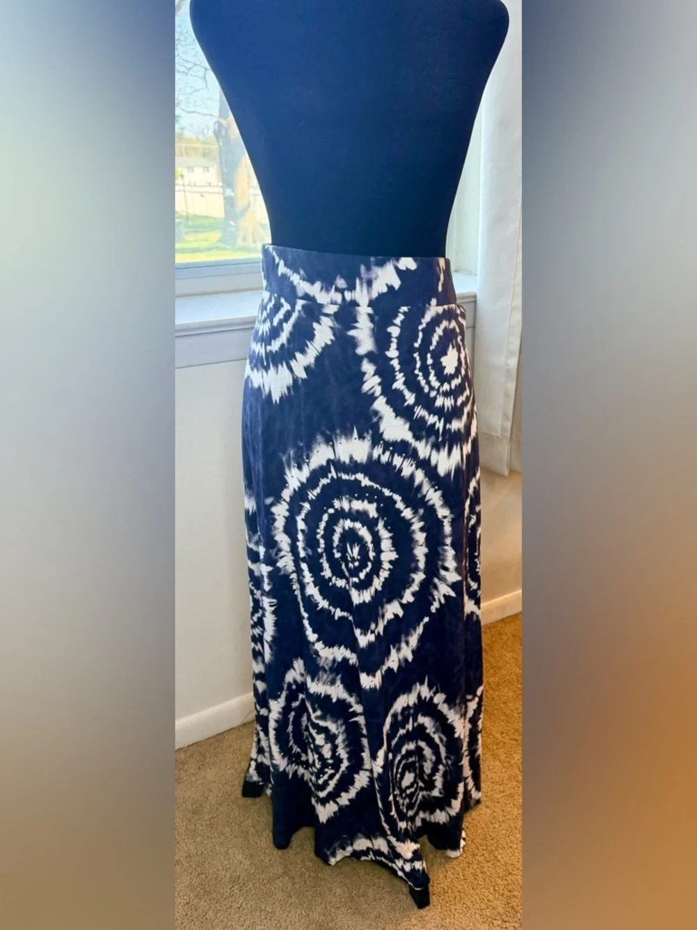 Vintage INC tie dye maxi skirt boho festival  elastic waist comfortable chic Sm